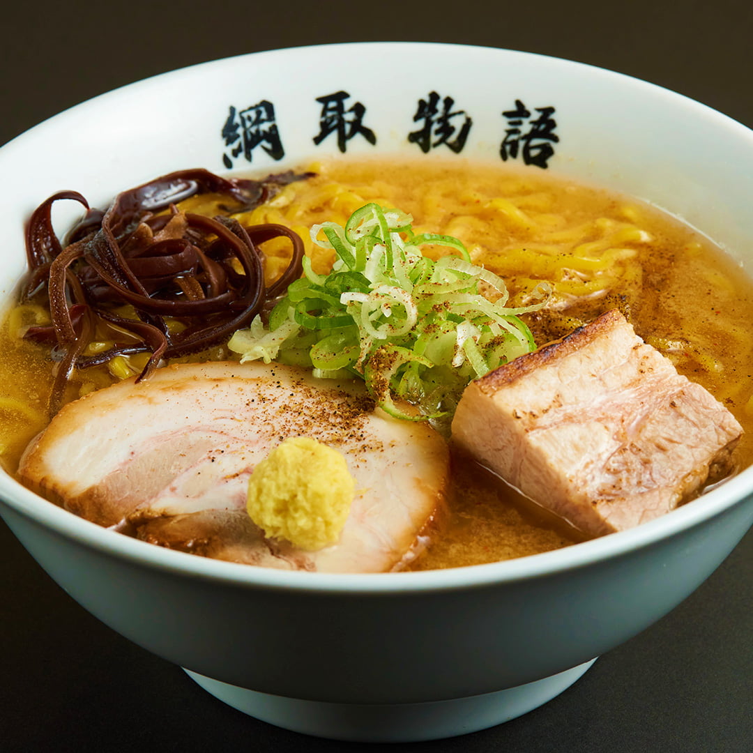 麺部屋 綱取物語「横綱チャーシューと炙り角煮の濃厚札幌味噌」